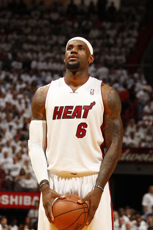 长崎vs水户首发：山口萤、热苏斯先发，斋藤俊辅在列（长崎战水户首发出炉：山口萤、热苏斯先发，斋藤俊辅名列其中）