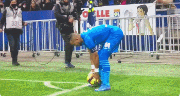 他用一句“我不想放弃”征服所有人