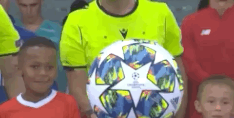 结束全年征程，国安队赛后拉励志标语：明年不服还要再干！