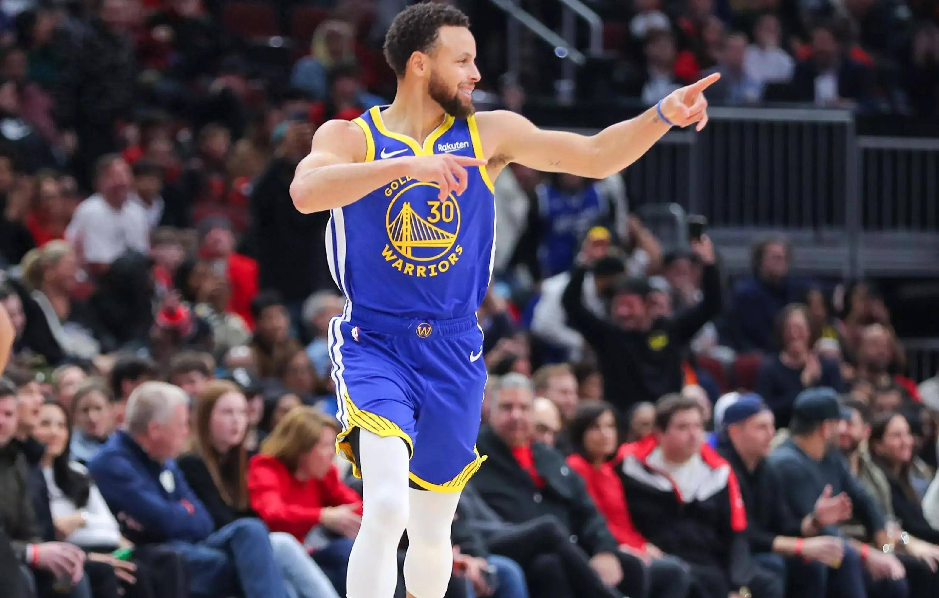 孙继海晒视频发出疑问：为什么现在小孩顺拐那么多（孙继海晒视频提问：为何如今孩子顺拐现象这么多？）