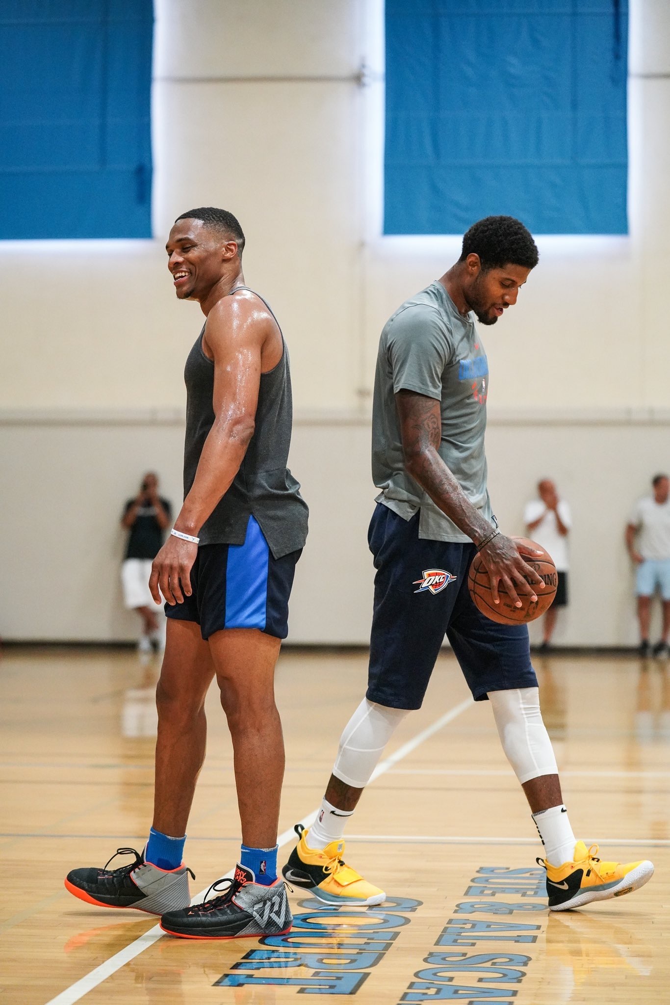 库蒂尼奥身价下降到350万欧，巅峰身价1.5亿，本赛季52场11球（库蒂尼奥由1.5亿巅峰跌至350万欧：本季52场收获11球）