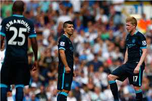 西甲焦点战！马竞主场迎战瓦伦西亚 西蒙尼誓破蝙蝠军团防线（西甲重磅对决：马竞主场迎瓦伦西亚，西蒙尼誓撕蝙蝠军团防线）