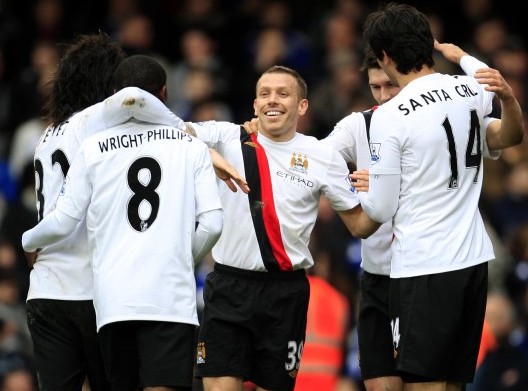 记者：德容因个人事务缺席对阵阿拉维斯的比赛（记者：德容因私事无缘与阿拉维斯之战）