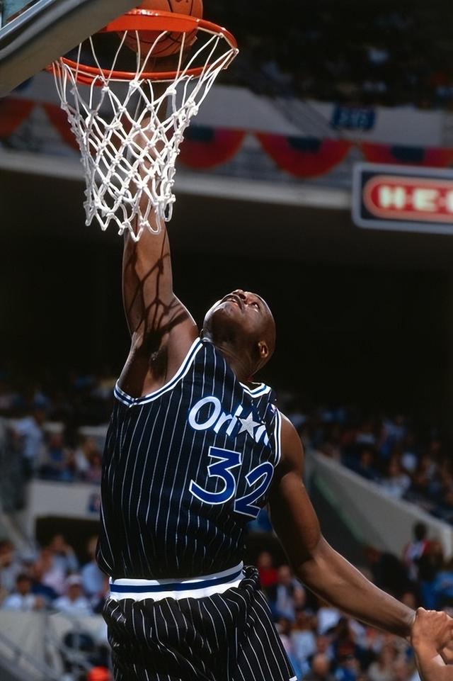 放以前就满员了，美加墨世界杯已经确认32个席位（若按旧制已满额：美加墨世界杯已确认32队参赛）