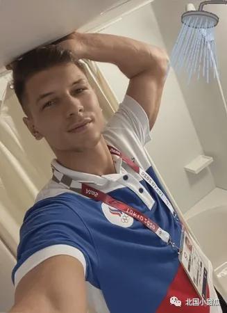 表现同样不 表现同样不