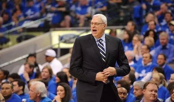 他不仅进行 他不仅进行